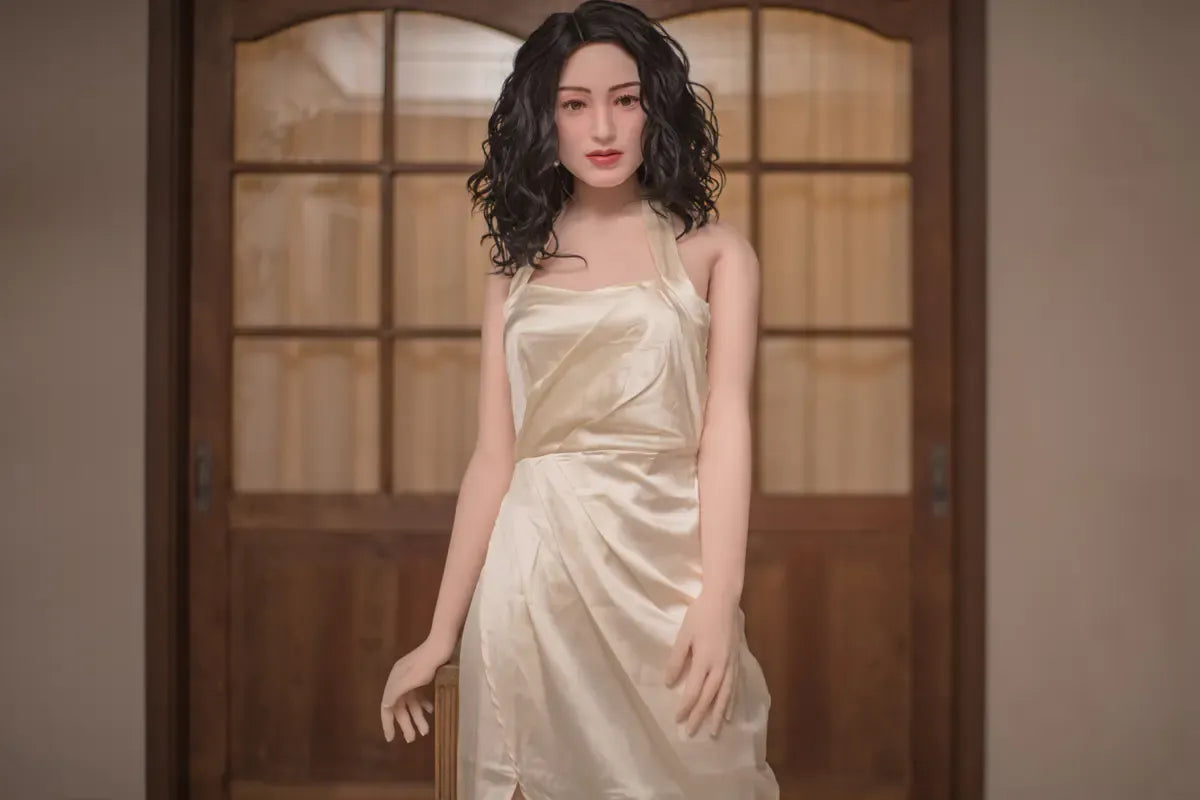 Peyton -5ft 15/157cm Medium chest S-TPE Sex Doll